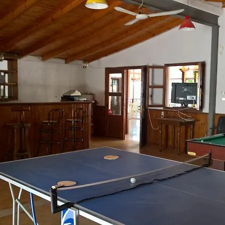 Poseidon Bungalows *