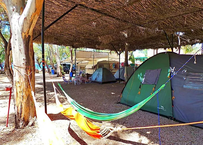 Poseidon Bungalows Íria