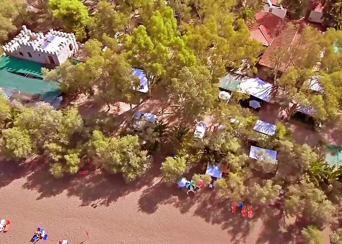 Poseidon Bungalows * Ίρια