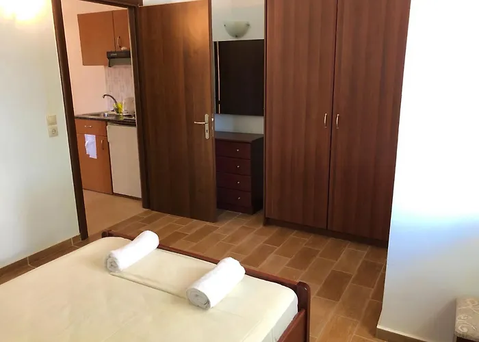 Poseidon Bungalows * Ίρια