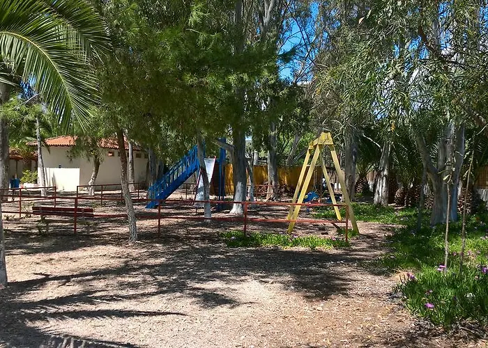 Poseidon Bungalows Íria