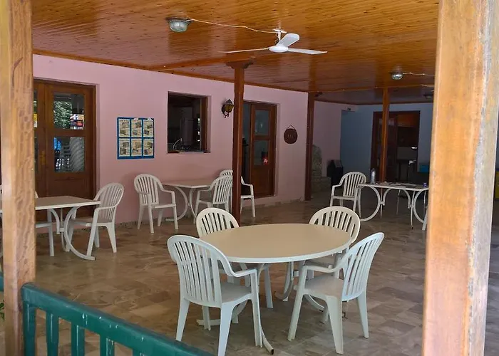 Kemp Poseidon Bungalows *