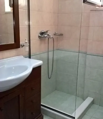 Poseidon Bungalows * Ίρια