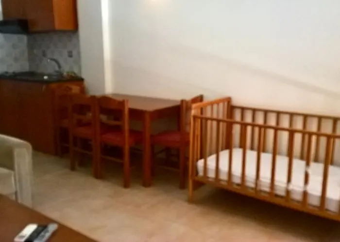 Poseidon Bungalows * Íria